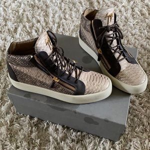 Men’s size 12 Giuseppe sneakers